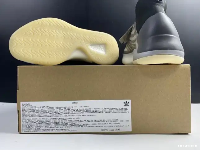 H68771 Quantum Yeezy Adidas Barium 0706